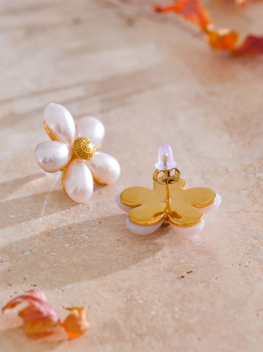Pearl Flower Stud Earrings