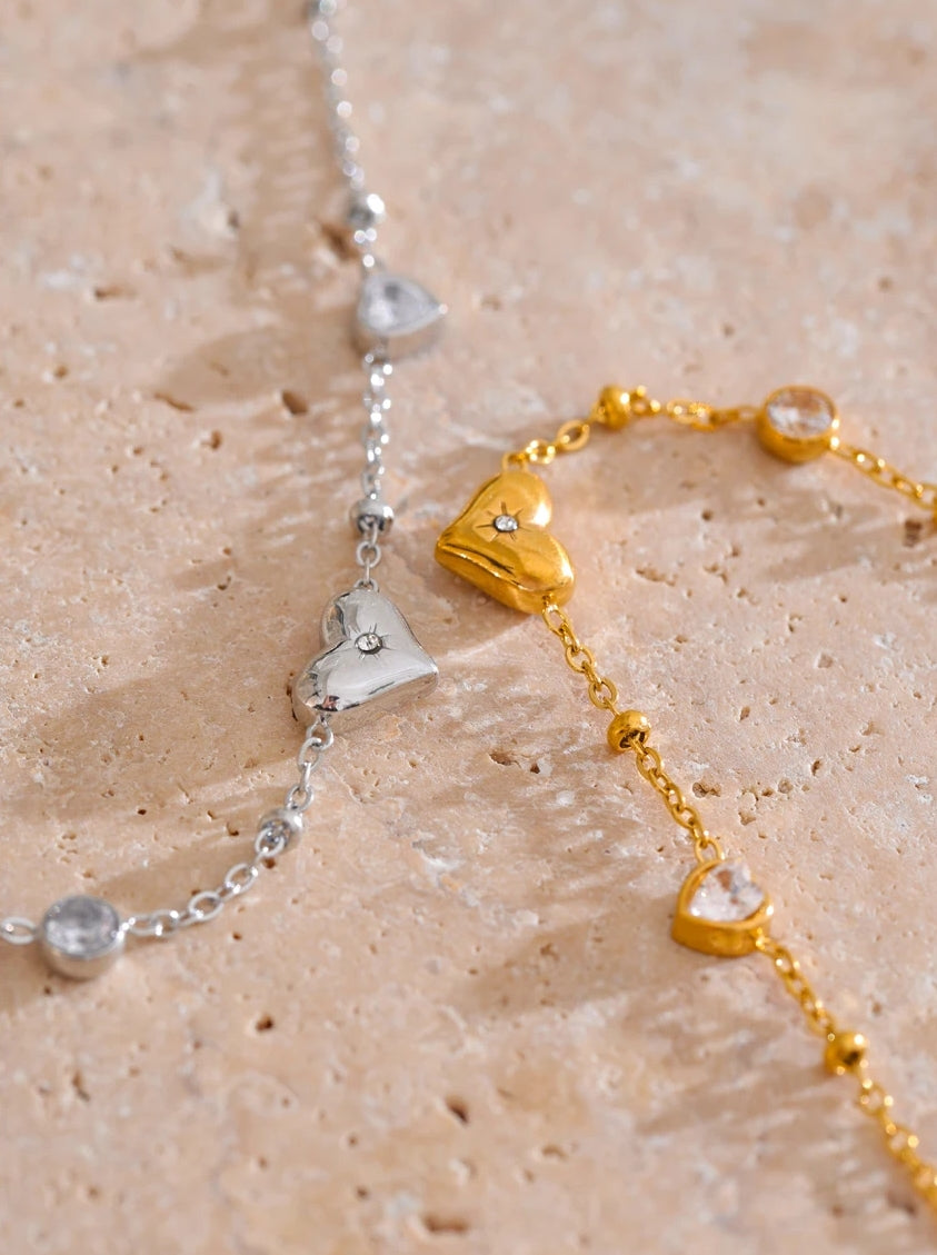 Zircon Detailed Heart Bracelet