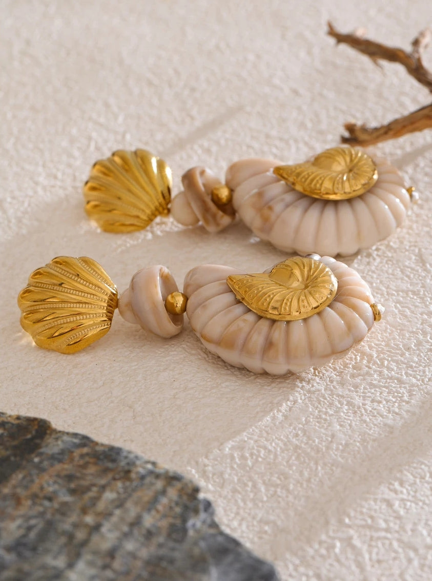 Gold Resin Conch Earrings