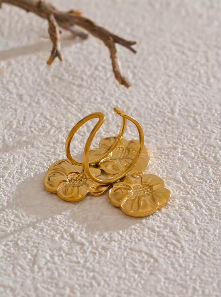 Adjustable Triple Flower Open Ring