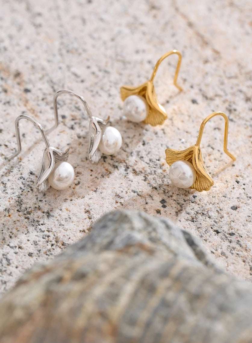 Ginkgo Biloba Dangle Earrings with Simulated Pearl