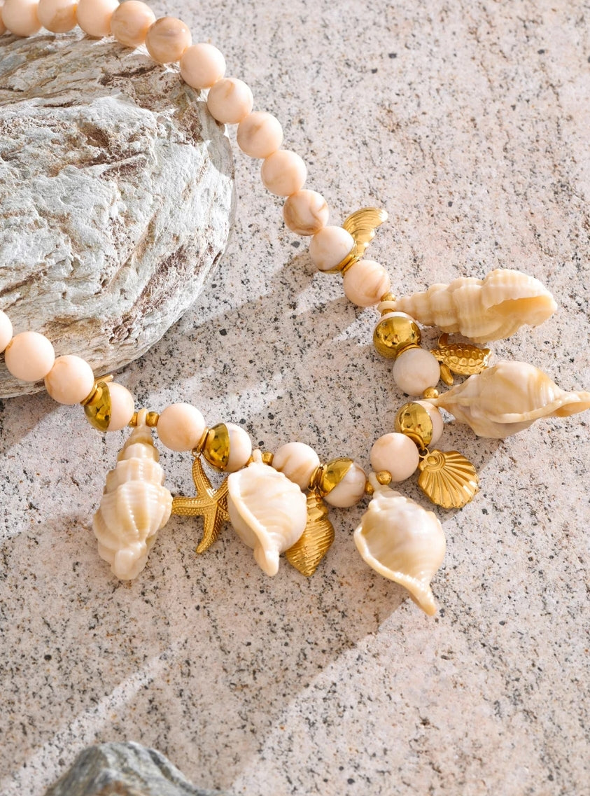 Natural Stone & Acrylic Conch Charm Necklace
