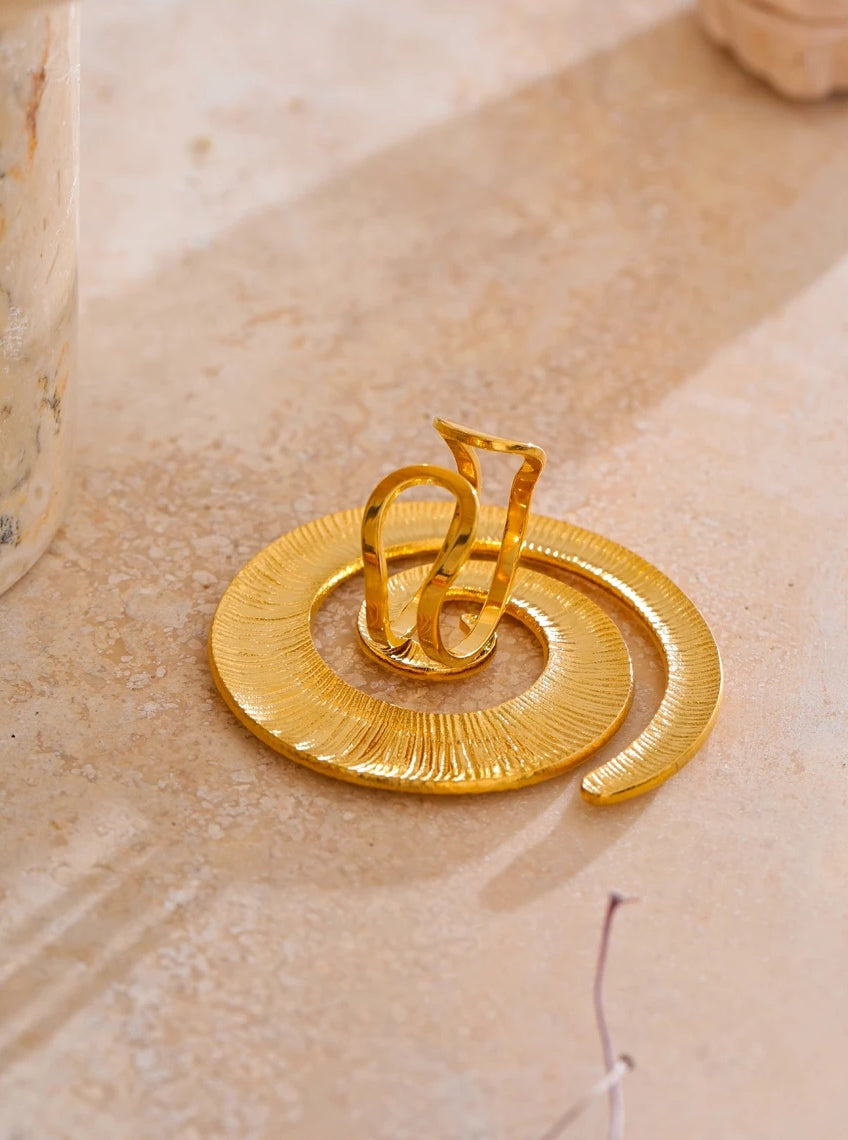 Twisted Geometric Adjustable Ring