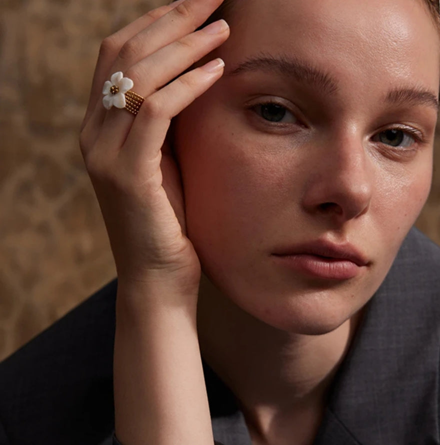 Adjustable Natural Seashell Flower Ring