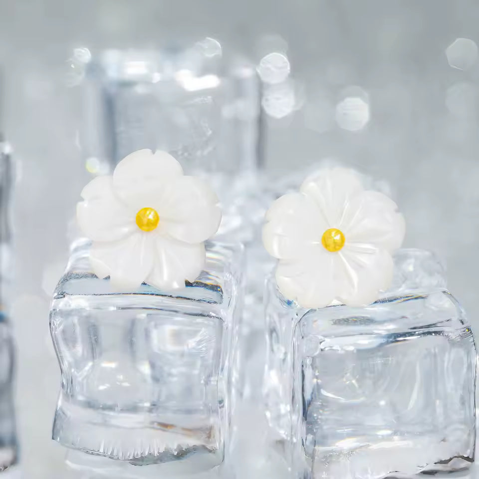 Carved Natural Shell Flower Stud Earrings