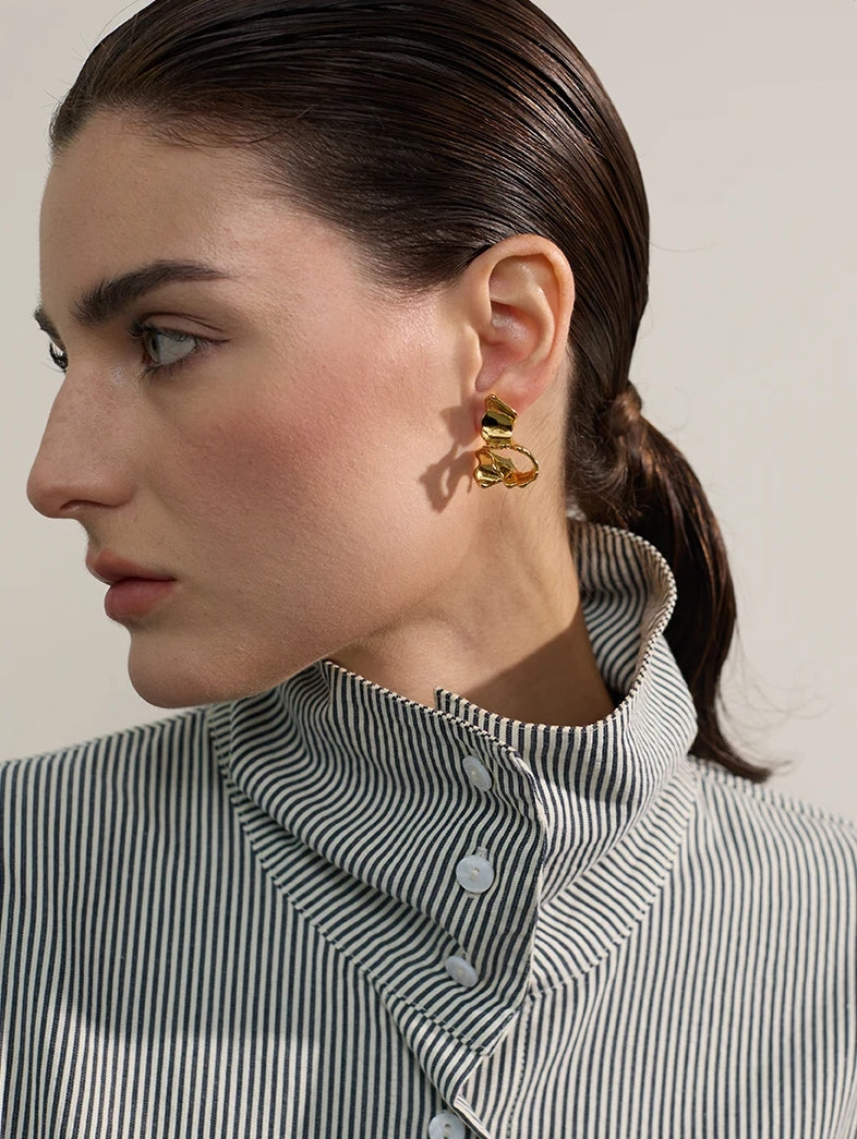 Abstract Sculpted Wave Stud Earrings