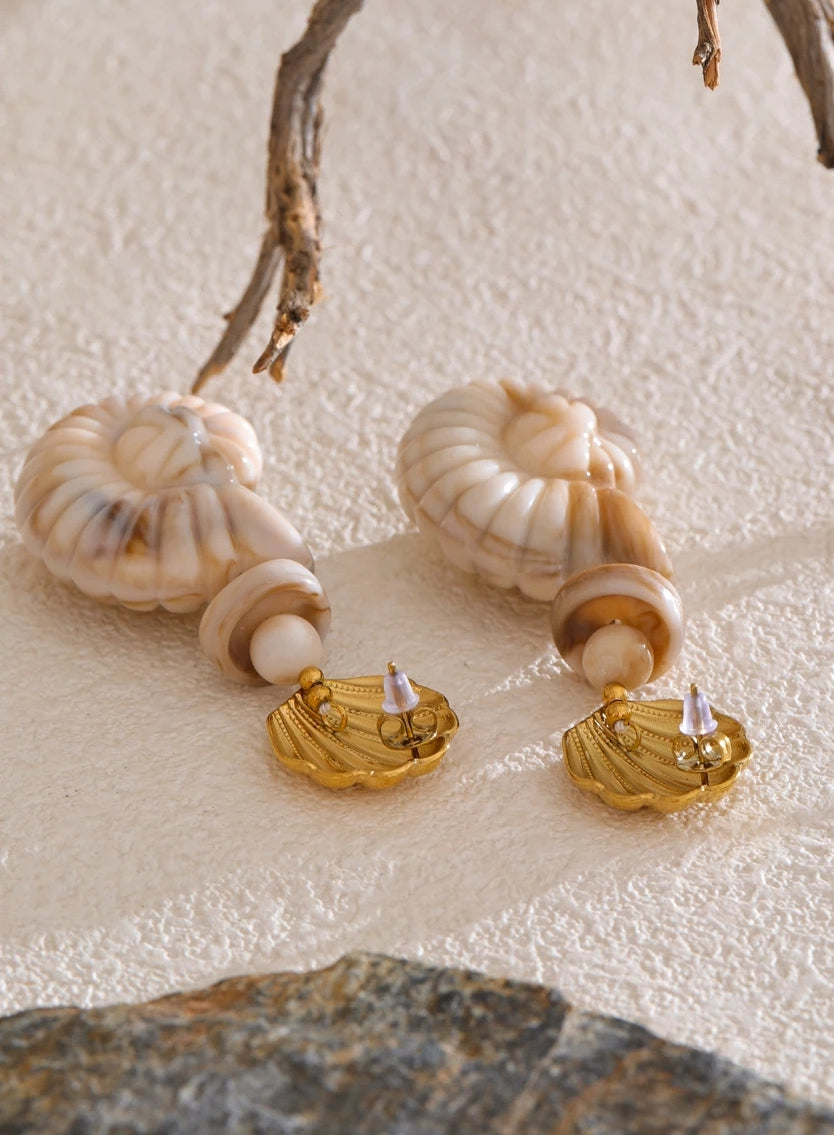 Gold Resin Conch Earrings