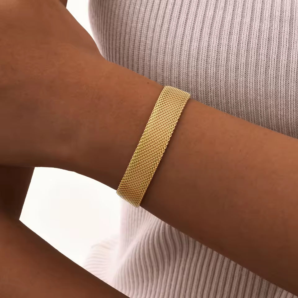 Vintage Gold Mesh Link Bracelet