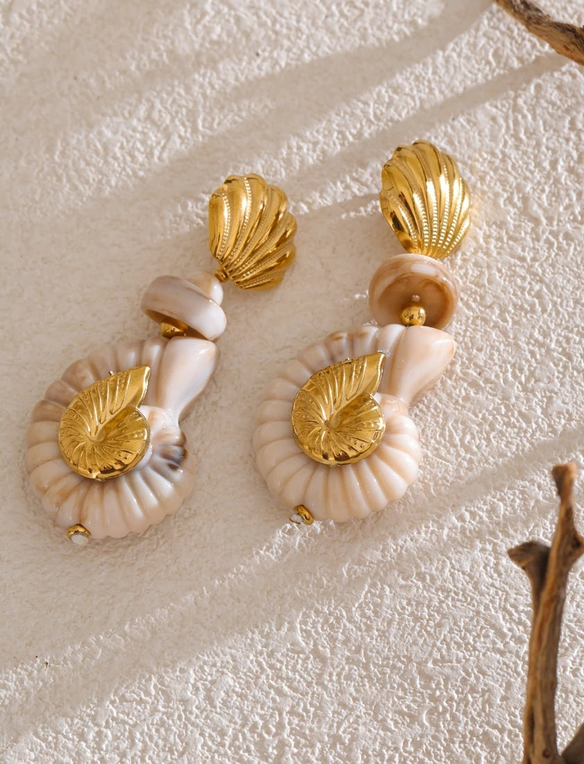 Gold Resin Conch Earrings