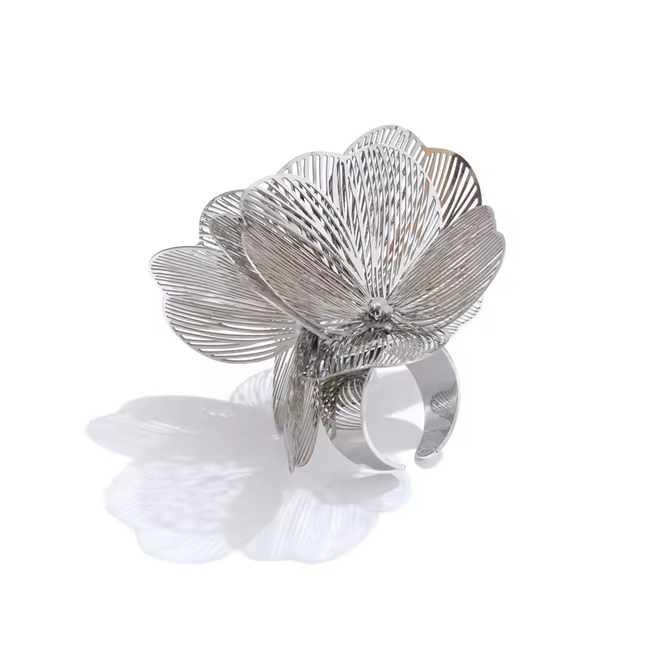 Bold Flower Petal Adjustable Ring