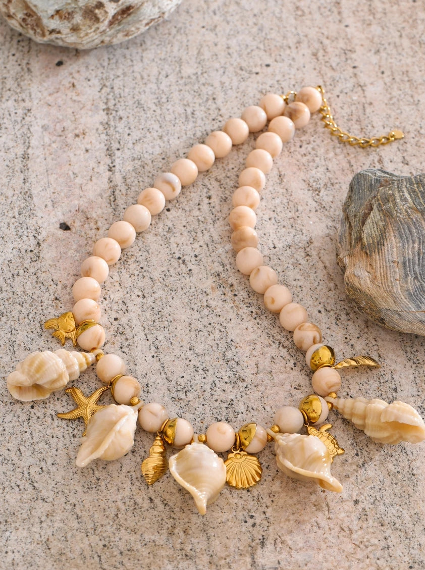Natural Stone & Acrylic Conch Charm Necklace