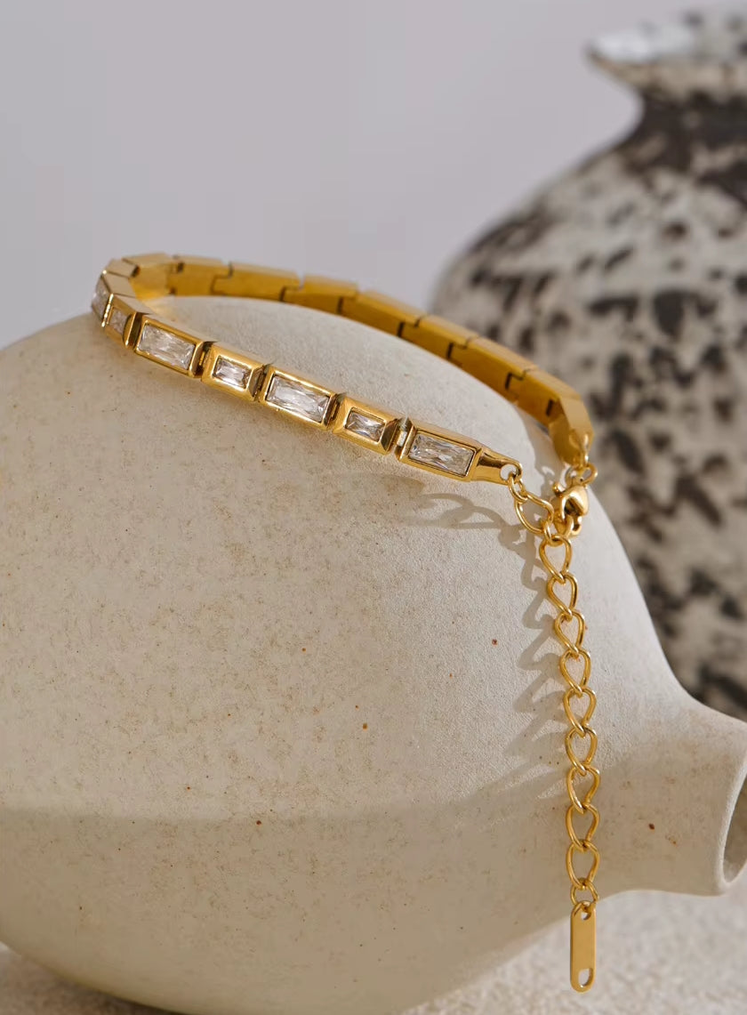 Shiny Cubic Zirconia Bracelet