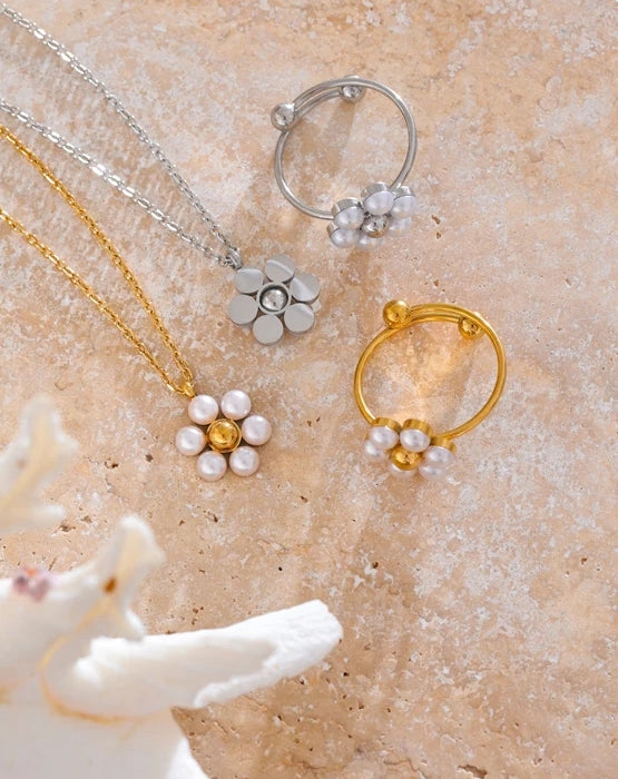 Flower With Pearl Jewelry Set (Necklace & Ring)