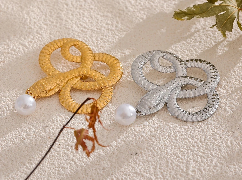 Snake With Pearl Brooch