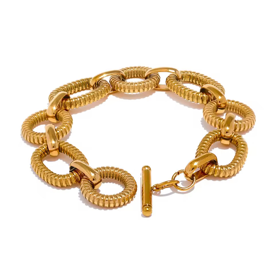 Textured Oval Chain Toggle Clasp Bracelet