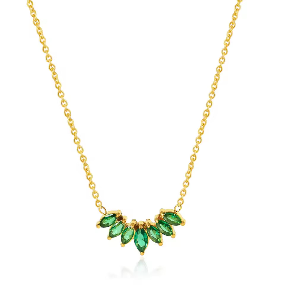 Zirconia Flower Pendant Necklace