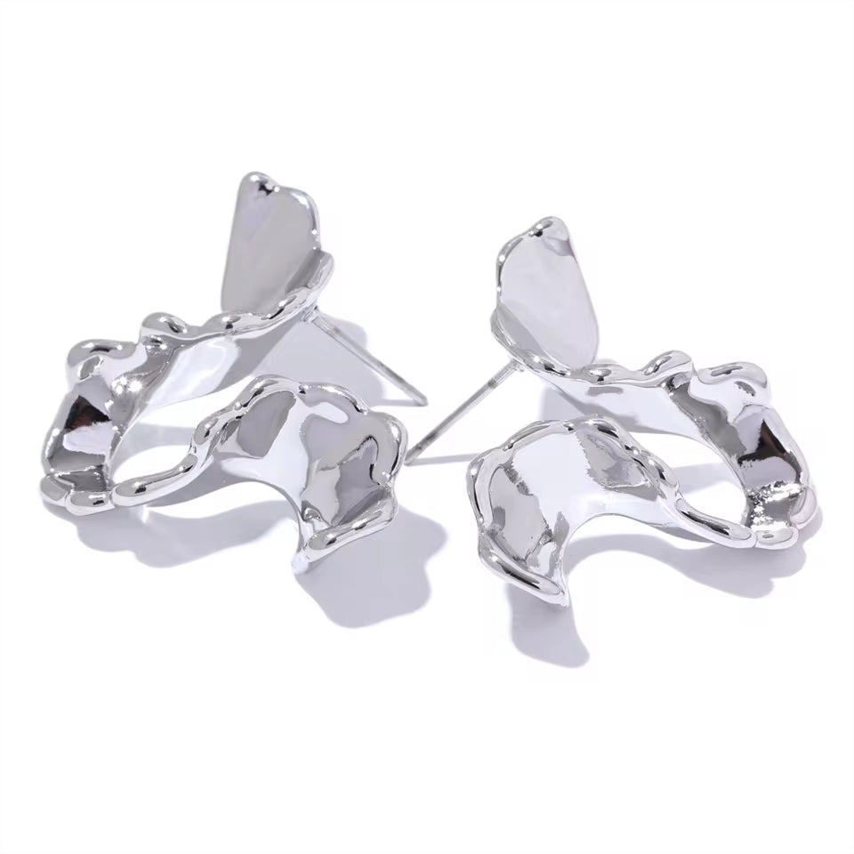 Abstract Sculpted Wave Stud Earrings