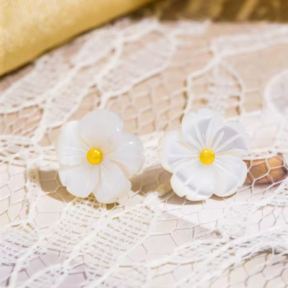 Carved Natural Shell Flower Stud Earrings