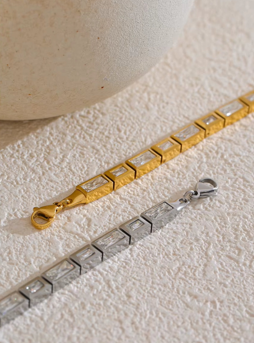 Shiny Cubic Zirconia Bracelet