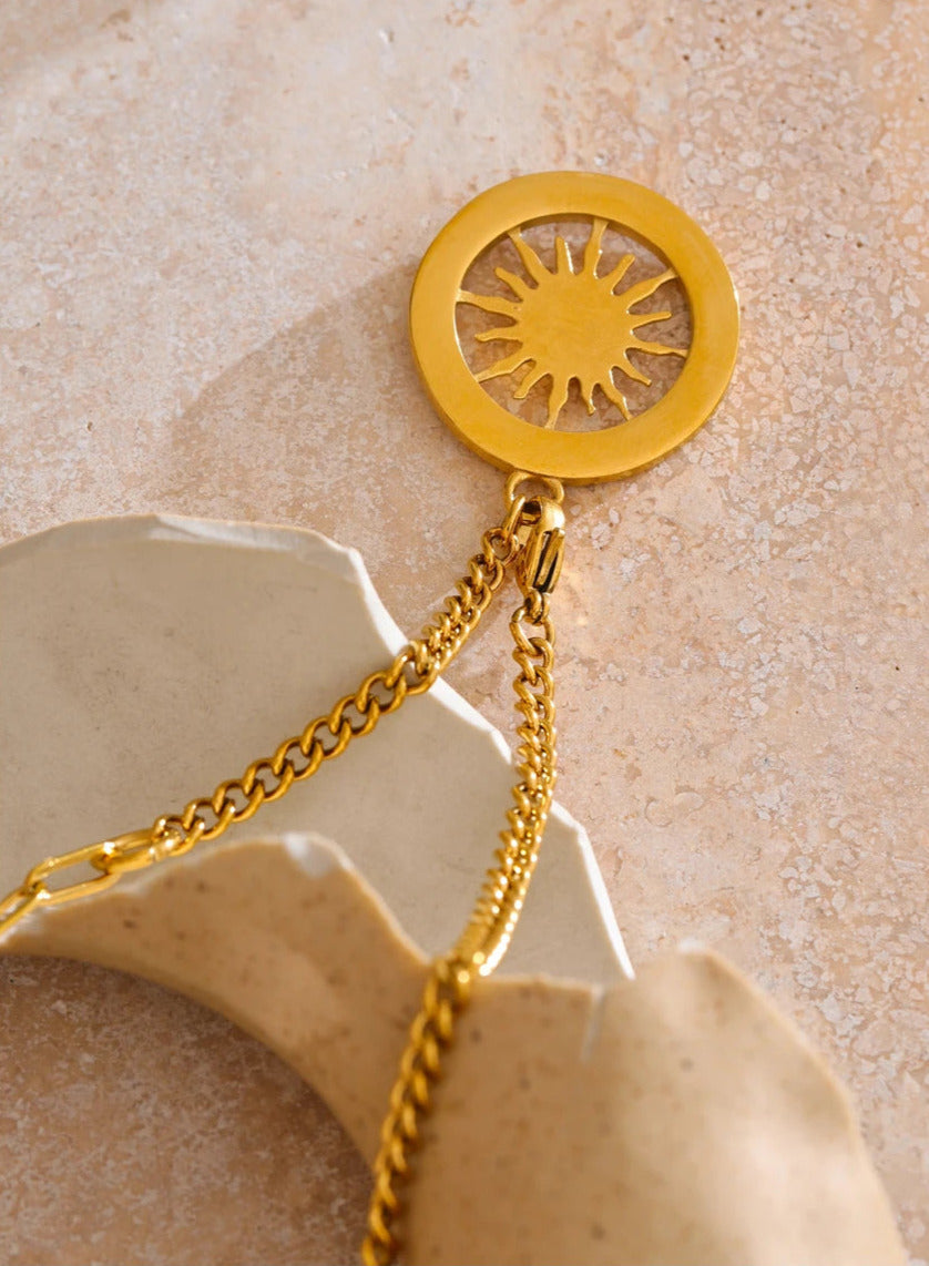 Solar Glow Pendant Necklace