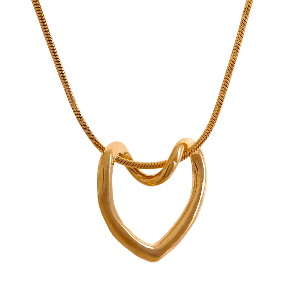 Hollow Hearth Pendant Necklace