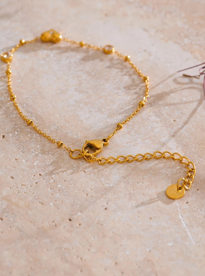 Zircon Detailed Heart Bracelet