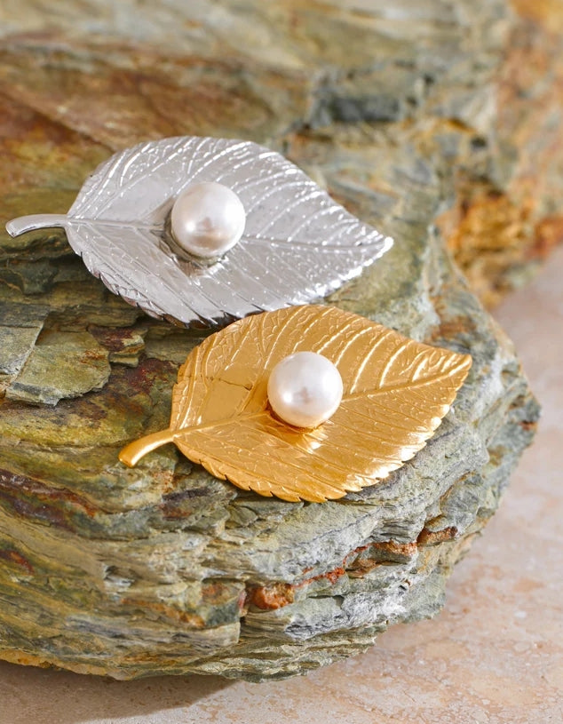 Leaf With Pearl Brooch