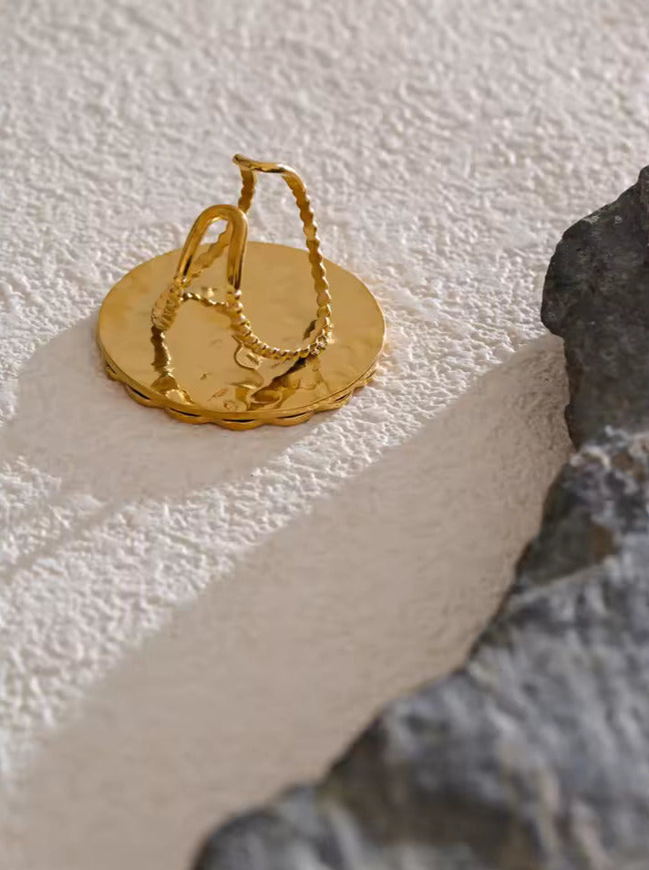 Adjustable Hammer Flower Open Ring