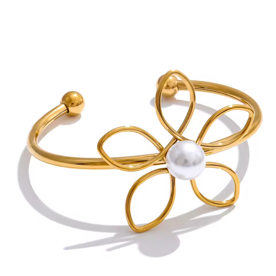 Pearl Flower Hollow Cuff Bracelet