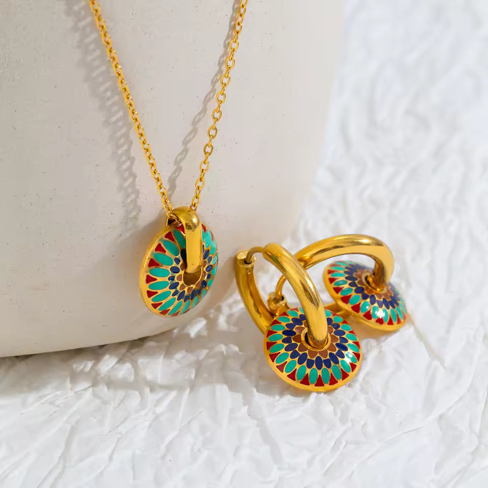 Painted Daisy Boho Jewelry Set (Necklace & Earrings)