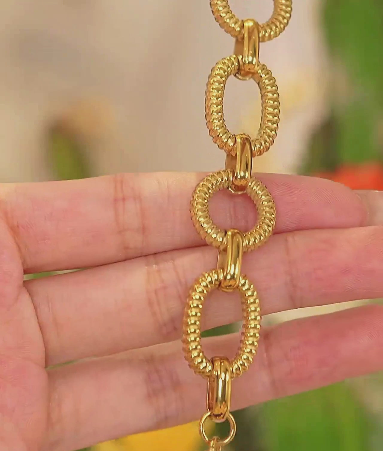 Textured Oval Chain Toggle Clasp Bracelet