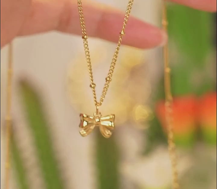 Bowknot Pendant Necklace